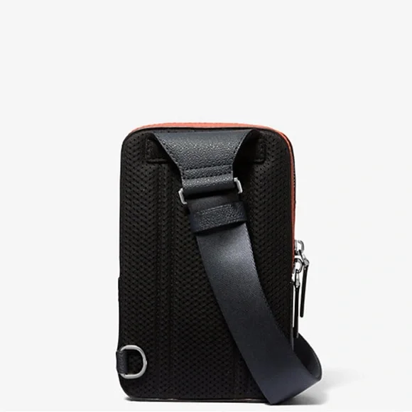 Michael Kors Cooper Medium KORS Logo Sling Pack NWT blue logo/black - Picture 6 of 14